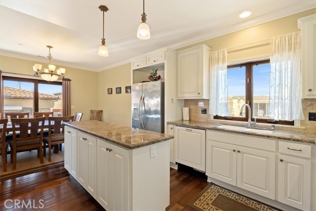 245 Driftwood Street, Morro Bay CA: https://media.crmls.org/medias/288d437c-d6de-41c8-b032-861358d1817c.jpg