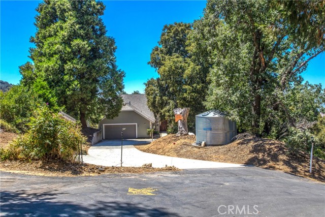 39065 Oak Glen Road, Oak Glen CA: https://media.crmls.org/medias/288e06b3-8990-4f95-a793-cf565fefd0e0.jpg