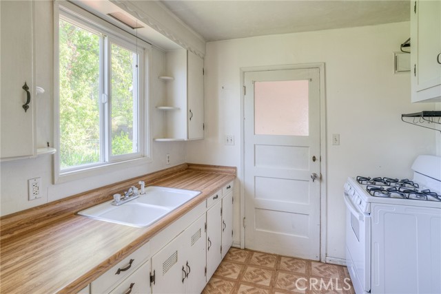 Detail Gallery Image 11 of 23 For 9 Midway, Oroville,  CA 95966 - 2 Beds | 1 Baths