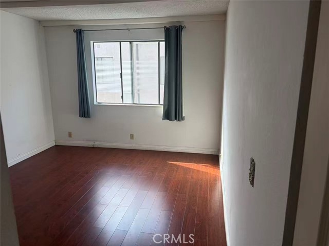 Detail Gallery Image 6 of 12 For 116 E Commonwealth, Alhambra,  CA 91801 - 3 Beds | 2 Baths