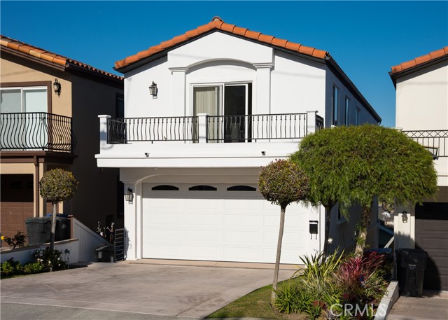 1818 Stanford Avenue, Redondo Beach, California 90278, 4 Bedrooms Bedrooms, ,3 BathroomsBathrooms,Residential,Sold,Stanford,SB22049289