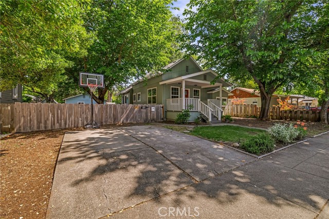 1617 Hemlock Street, Chico CA: https://media.crmls.org/medias/2890f9e7-4d01-4799-9394-061694fff5ee.jpg