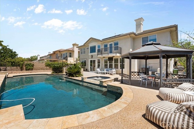 20342 Via Cellini, Porter Ranch CA: https://media.crmls.org/medias/28910969-74e2-4f8c-911d-a2b25f624e7b.jpg