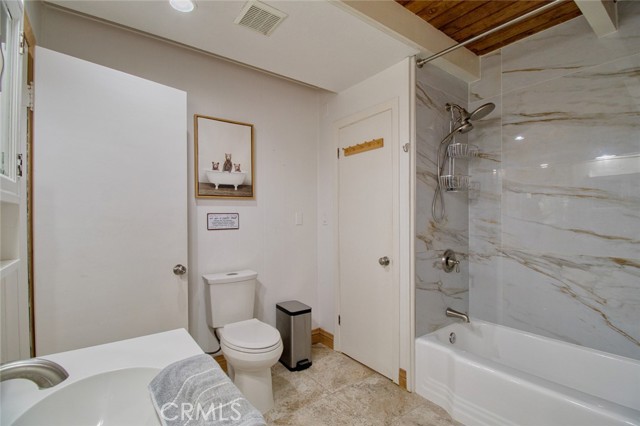 Detail Gallery Image 11 of 52 For 6252 Conifer Dr, Wrightwood,  CA 92397 - 4 Beds | 2/1 Baths