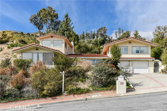 777 Valparaiso Dr, Claremont, CA 91711