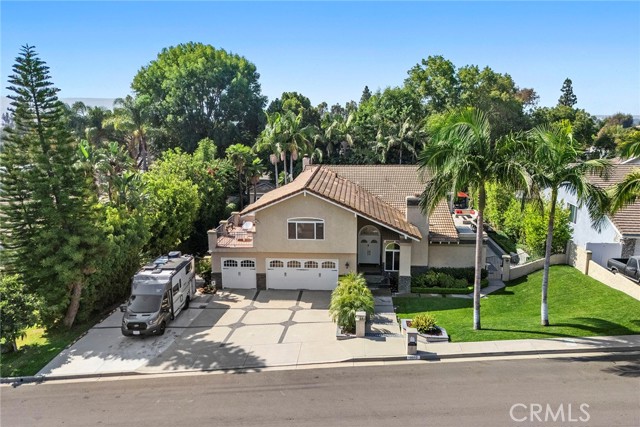 Detail Gallery Image 2 of 56 For 18962 Gordon Ln, Yorba Linda,  CA 92886 - 4 Beds | 4 Baths