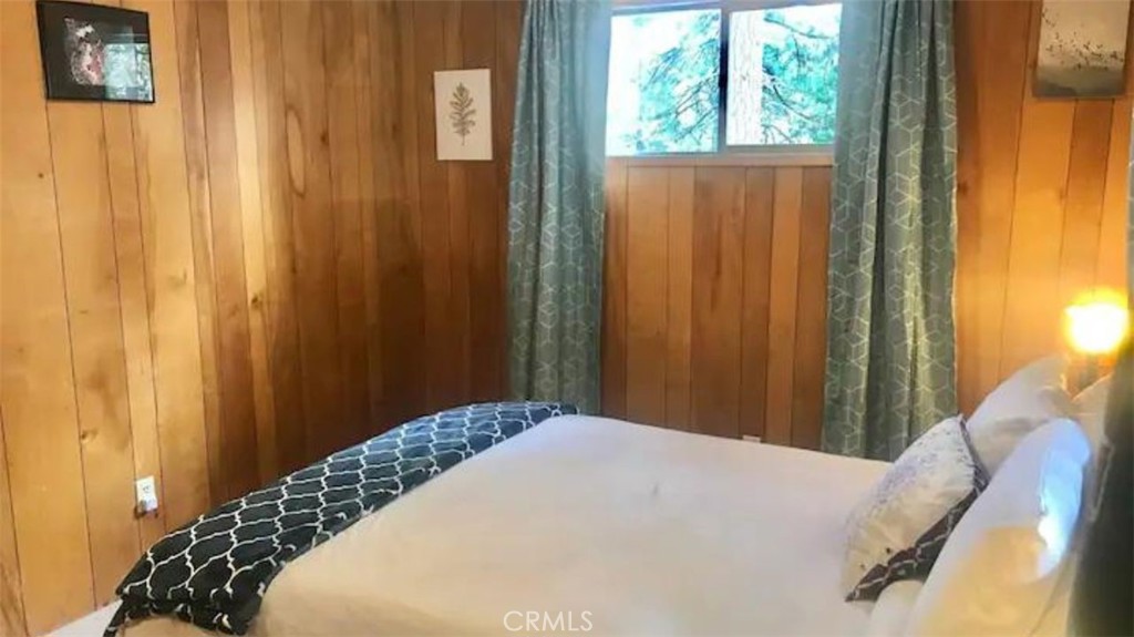 https://media.crmls.org/medias/28924b01-9a74-45dc-97d2-4be09ebbde28.jpg?preset=X-Large