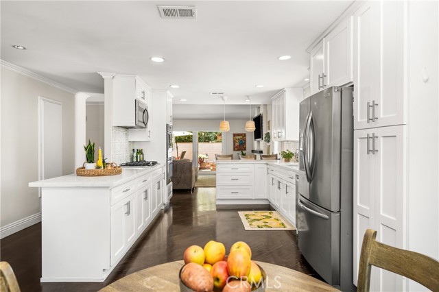 Detail Gallery Image 38 of 54 For 1520 E Newcrest Dr, West Covina,  CA 91792 - 3 Beds | 2 Baths