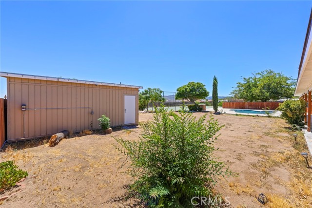 Detail Gallery Image 38 of 60 For 8263 3rd, Hesperia,  CA 92345 - 6 Beds | 3 Baths