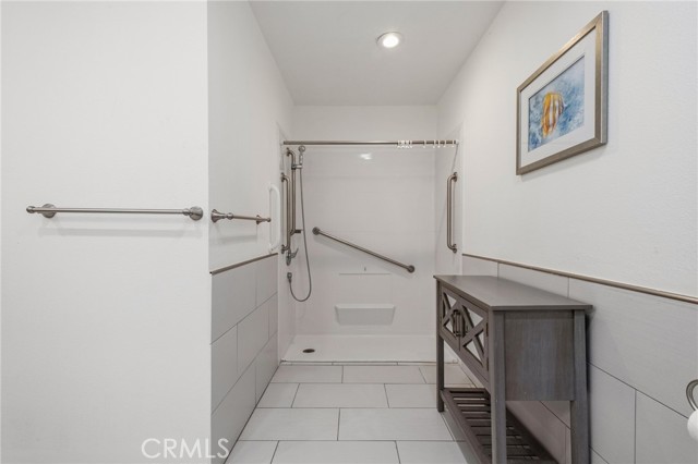 Detail Gallery Image 15 of 27 For 14429 Chardon Ave #41,  Hawthorne,  CA 90250 - 3 Beds | 1/1 Baths