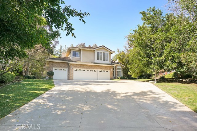 6201 E Fox Glen Dr, Anaheim Hills, CA 92807