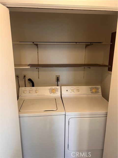 Detail Gallery Image 13 of 26 For 720 Meyer #101,  Redondo Beach,  CA 90278 - 2 Beds | 2 Baths