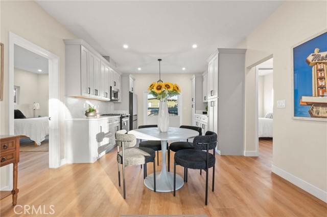 Detail Gallery Image 10 of 37 For 5414 Hillcrest, Los Angeles,  CA 90043 - 3 Beds | 2 Baths