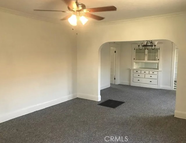558 E 9th Street, Upland CA: https://media.crmls.org/medias/28936f99-8d99-49e6-839f-7617e63bb14a.jpg