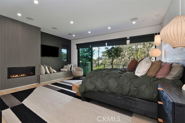 Detail Gallery Image 30 of 36 For 14753 Round Valley, Sherman Oaks,  CA 91403 - 4 Beds | 5 Baths