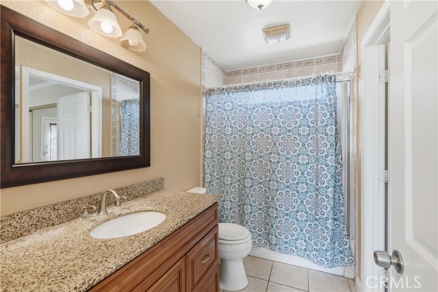 10962 Elm Ave, Lynwood, CA 90262 photo 16