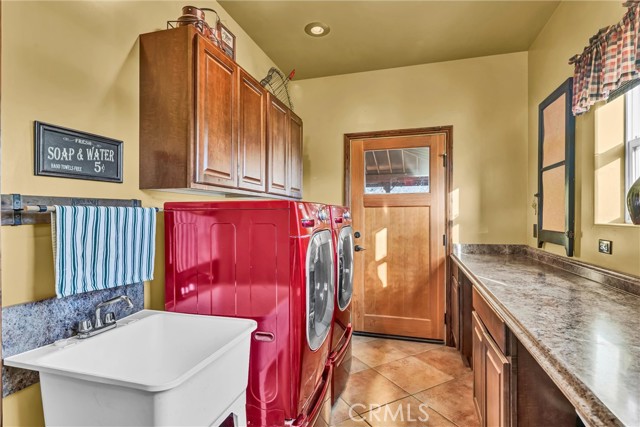 Detail Gallery Image 16 of 49 For 5963 Eickhoff Rd, Lakeport,  CA 95453 - 4 Beds | 2 Baths