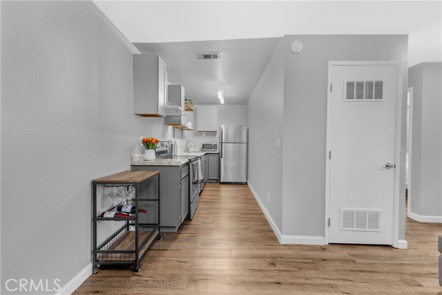 Image 13 of 27 For 2822 N Auburn Ct  E213