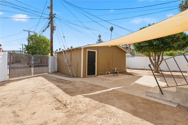 Detail Gallery Image 18 of 22 For 3756 Locust, Riverside,  CA 92501 - 2 Beds | 1 Baths