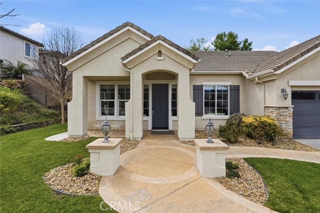 Detail Gallery Image 2 of 43 For 5244 Huckleberry Oak, Simi Valley,  CA 93063 - 5 Beds | 3 Baths