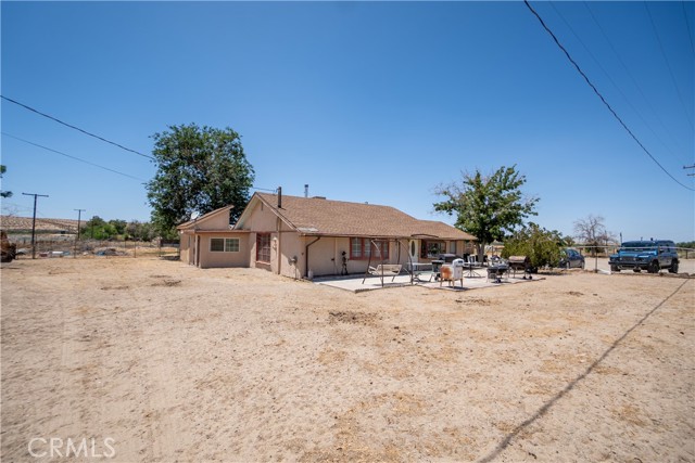 22731 Bryman Road, Oro Grande CA: https://media.crmls.org/medias/28957f29-4551-4e8e-8000-d6794795f3bd.jpg