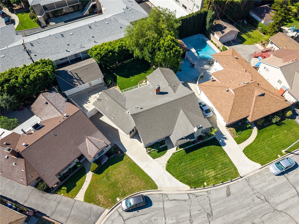 https://media.crmls.org/medias/28966678-ccbb-4093-b0d4-e849060ce9c2.jpg?preset=X-Large