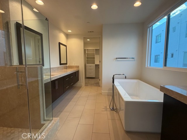 3 Bed Home for Sale in Playa Vista, California