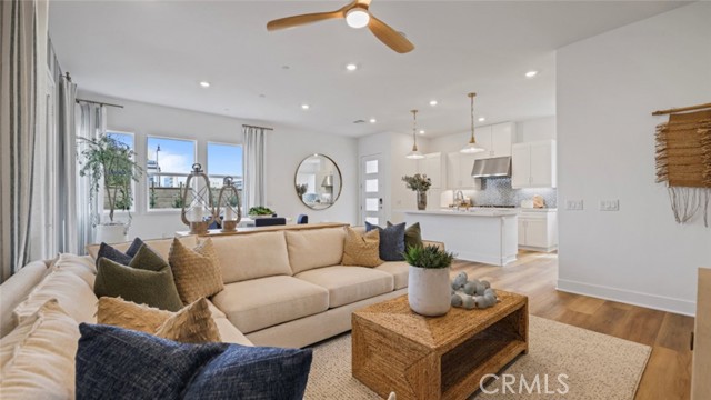 Detail Gallery Image 7 of 28 For 183 Proctor, Irvine,  CA 92618 - 3 Beds | 2 Baths