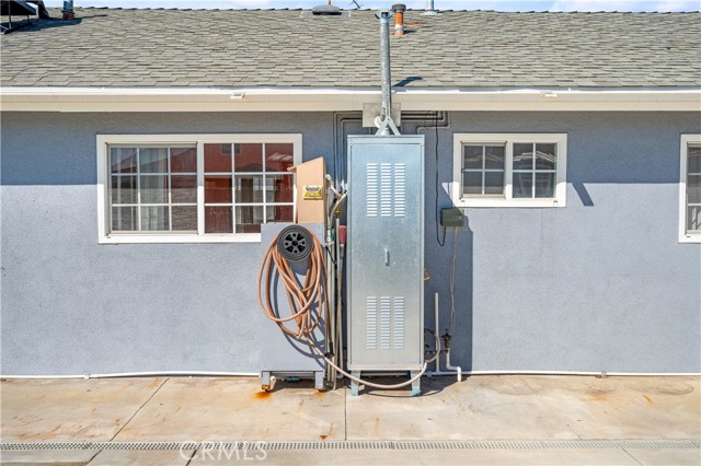 Detail Gallery Image 35 of 41 For 12828 Breezewood Dr, La Mirada,  CA 90638 - 3 Beds | 2 Baths