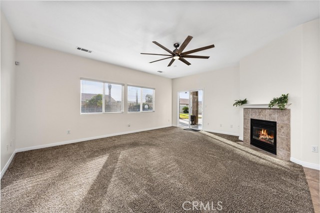 11515 Regarse, Bakersfield CA: https://media.crmls.org/medias/28981f63-3222-41e8-935a-3cf9b7588814.jpg