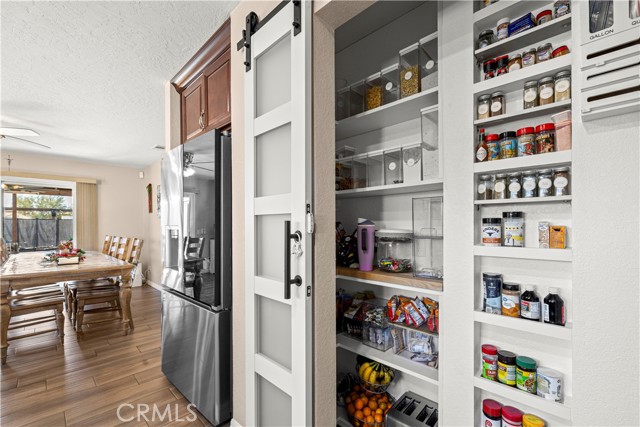 Detail Gallery Image 9 of 29 For 14129 Luna Rd, Victorville,  CA 92392 - 4 Beds | 2 Baths