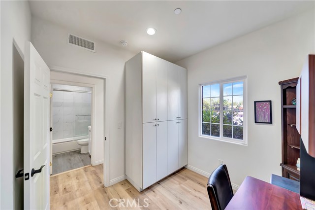 1101 N Maclay Avenue, San Fernando CA: https://media.crmls.org/medias/28987acd-da2f-4735-8f11-13a03c2bb805.jpg