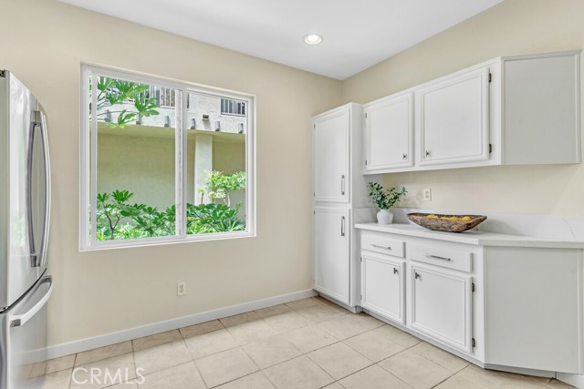 6118 Citracado Circle, Carlsbad CA: https://media.crmls.org/medias/28987b4c-fb9a-446d-8b08-3c434cb54b12.jpg