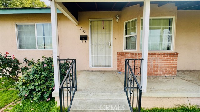 Detail Gallery Image 4 of 25 For 3160 Terrel Ct, Bakersfield,  CA 93304 - 3 Beds | 2 Baths