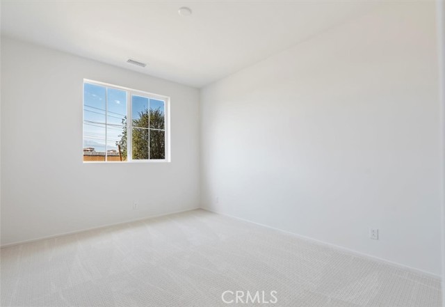 Detail Gallery Image 12 of 21 For 16109 Linden Ln, Chino,  CA 91708 - 3 Beds | 3 Baths