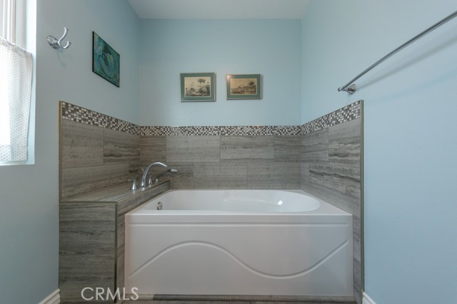 Detail Gallery Image 18 of 30 For 4951 Park Pl, Yorba Linda,  CA 92886 - 3 Beds | 2 Baths