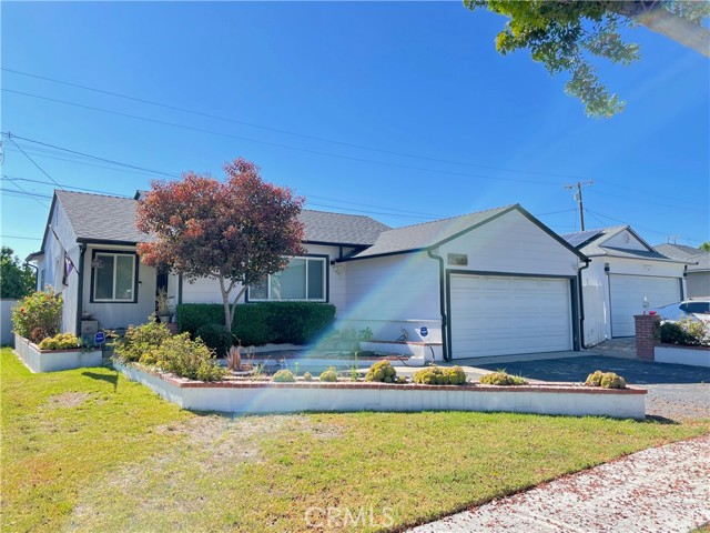 Detail Gallery Image 8 of 8 For 5253 Deeboyar, Lakewood,  CA 90712 - 2 Beds | 1 Baths