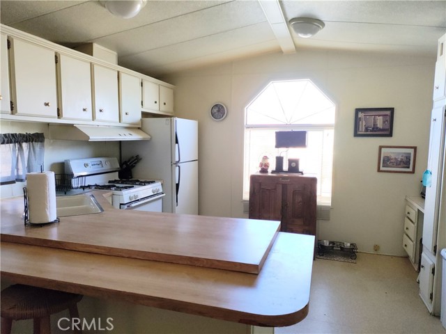 Detail Gallery Image 1 of 25 For 17640 Corkill Rd #17,  Desert Hot Springs,  CA 92241 - 2 Beds | 1 Baths