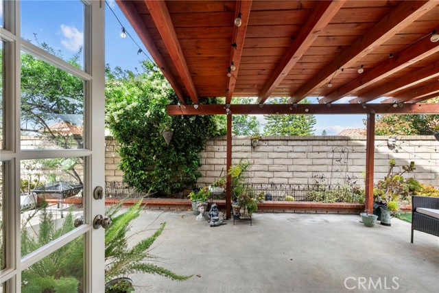 Detail Gallery Image 32 of 39 For 19777 Azure Field Dr, Newhall,  CA 91321 - 3 Beds | 3 Baths