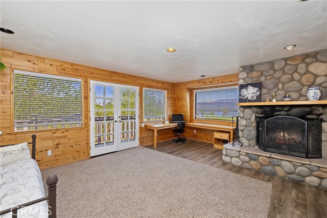 39325 Lodge Road, Fawnskin CA: https://media.crmls.org/medias/289c43c9-8967-4234-a237-845f94c9e6b4.jpg