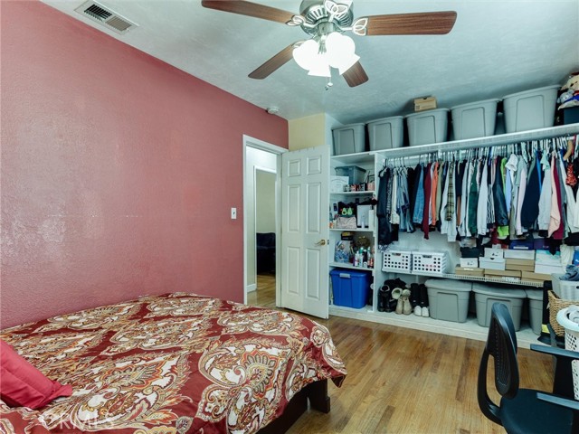 Detail Gallery Image 11 of 32 For 9539 Woodhue St, Pico Rivera,  CA 90660 - 3 Beds | 2 Baths