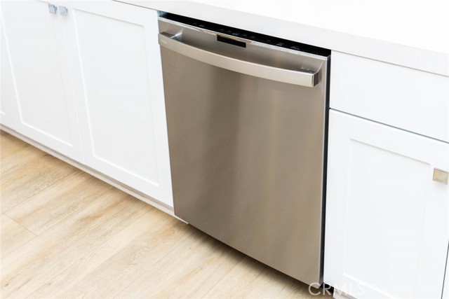 Detail Gallery Image 24 of 30 For 155 Baluster, Irvine,  CA 92618 - 3 Beds | 3/1 Baths