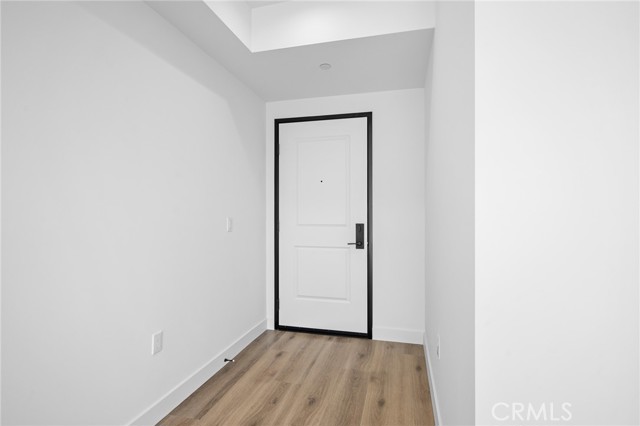 Detail Gallery Image 5 of 22 For 10657 Moorpark St #301,  North Hollywood,  CA 91602 - 1 Beds | 1 Baths