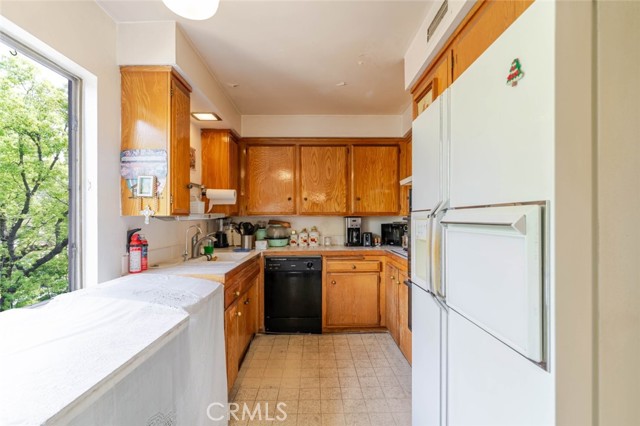 Detail Gallery Image 5 of 23 For 600 W Stocker St #319,  Glendale,  CA 91202 - 1 Beds | 1 Baths