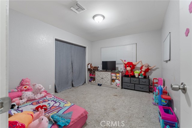 10004 E Avenue S10, Littlerock CA: https://media.crmls.org/medias/289f7ca4-90e2-4ce4-b733-dc0ba5a8c010.jpg