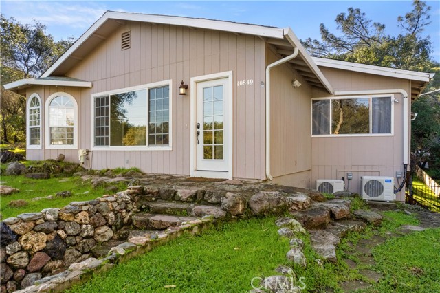 Detail Gallery Image 6 of 53 For 10849 Northslope Dr, Kelseyville,  CA 95451 - 4 Beds | 2 Baths