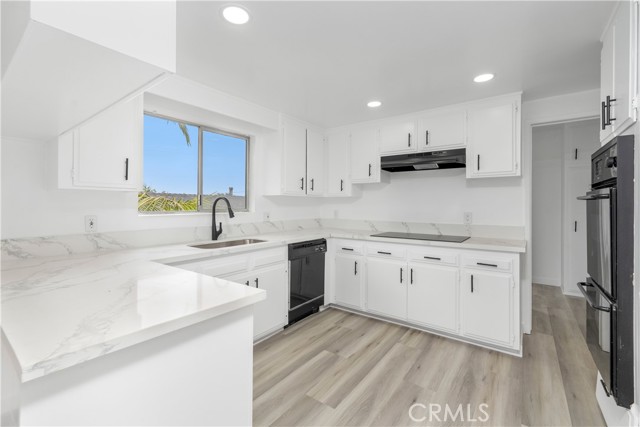 935 W 10th Street, San Pedro CA: https://media.crmls.org/medias/28a0094c-f501-4da1-b37e-2cc3ba85564a.jpg
