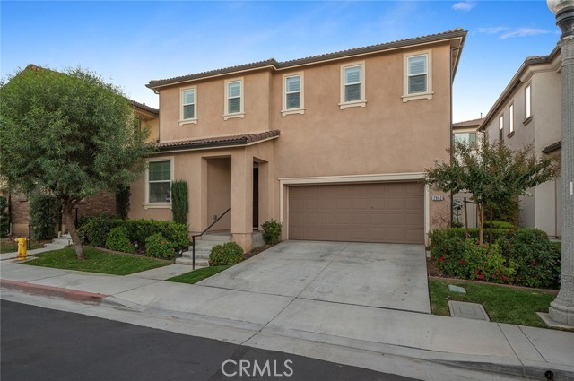 Detail Gallery Image 2 of 27 For 2862 Menorca Cir, Corona,  CA 92881 - 4 Beds | 2/1 Baths