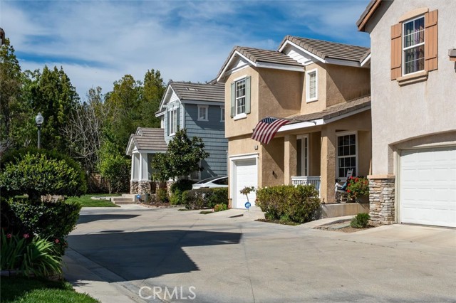 Detail Gallery Image 41 of 41 For 23361 Pike, Valencia,  CA 91355 - 4 Beds | 3 Baths