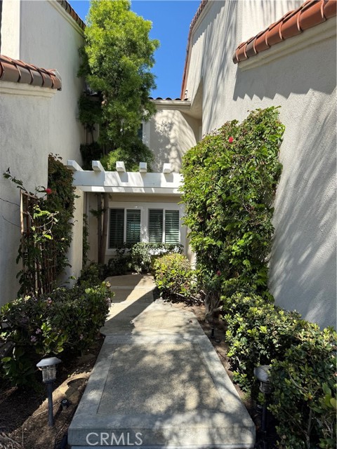 Detail Gallery Image 2 of 67 For 9 La Quinta, Irvine,  CA 92612 - 3 Beds | 2/1 Baths